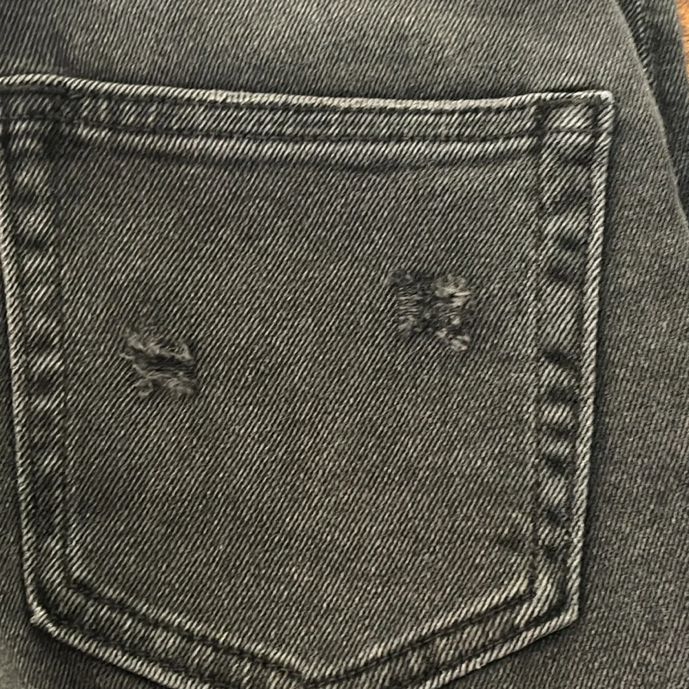 NWT H&M Mom Jeans - Picture 10 of 10